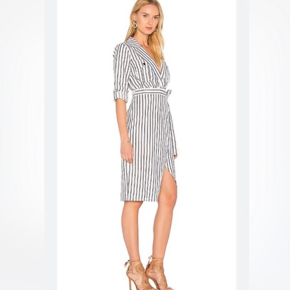 MAJORELLE 100% linen stunning blue and white Yuma striped wrap around dress - Picture 2 of 15